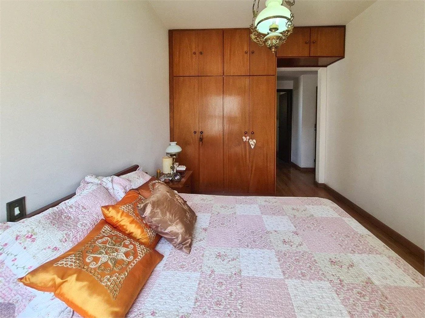 Apartamento à venda com 3 quartos, sendo 1 suíte, em Jardim das Acácias, São Paulo, SP