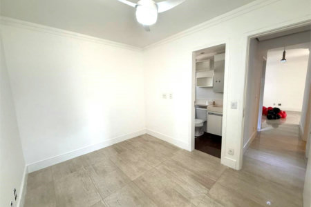 Apartamento à venda com 3 quartos, sendo 1 suíte,  em Vila Prudente, São Paulo, SP