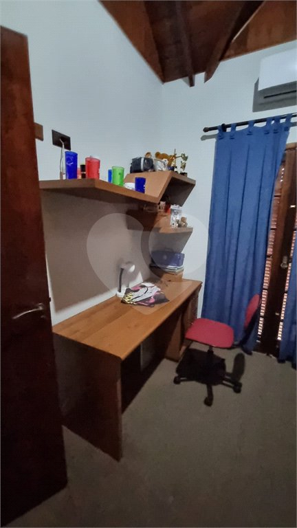 Casa à venda com 4 quartos, sendo 2 suítes, no condomínio Aruã Eco Park, Mogi das Cruzes - SP