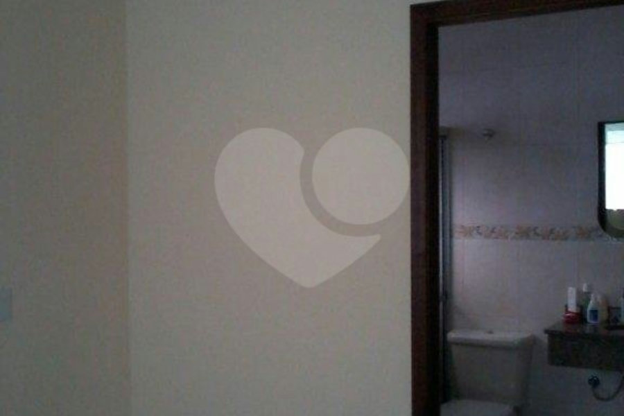 Casa à venda com 2 quartos, sendo 1 suíte,  em Jardim City, Guarulhos, SP