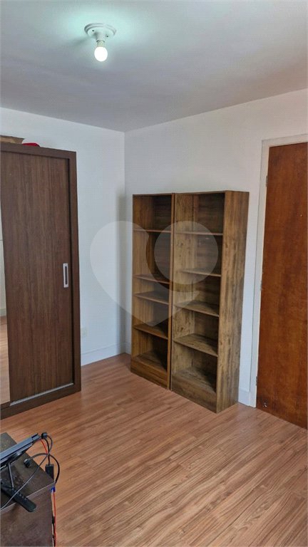Casa à venda com 2 quartos, sendo 1 suíte, no condomínio A.m.costa, São Paulo - SP