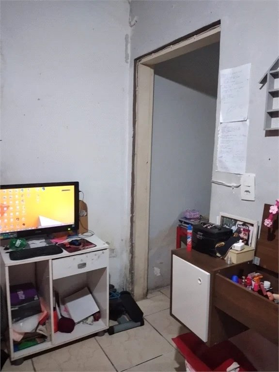 Casa à venda com 4 quartos, sendo 1 suíte, em Jardim das Palmas, São Paulo, SP
