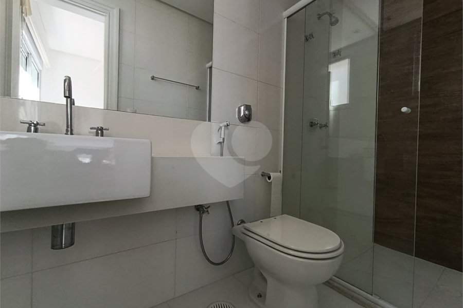 Apartamento para alugar com 3 suítes em Jardim Virgínia, Guarujá, SP