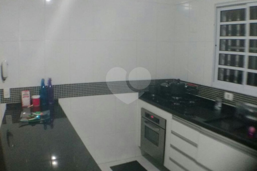 Sobrado à venda com 3 quartos, sendo 1 suíte, em Vila Mazzei, São Paulo, SP