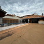 Casa à venda ou para alugar com 3 quartos, sendo 1 suíte,  em Jardim dos Ipes, Três Lagoas, MS