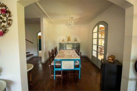 Sítio à venda com 7 quartos, sendo 6 suítes, em Jardim Santa Vitória (canguera), São Roque, SP