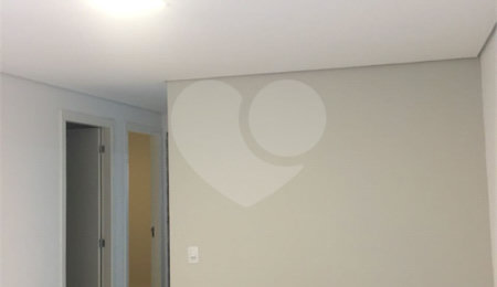 Apartamento à venda com 2 quartos em Jardim Tatiana, Votorantim, SP