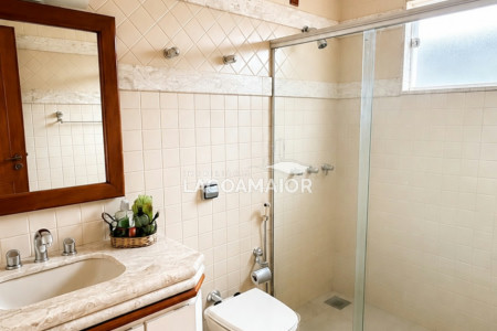 Casa à venda com 3 quartos, sendo 1 suíte, em Santos Dumont, Três Lagoas, MS
