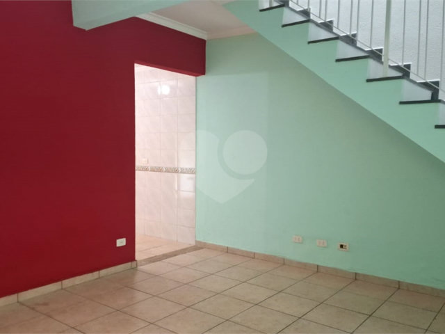 Sobrado à venda com 4 quartos, sendo 1 suíte, em Santana, São Paulo, SP