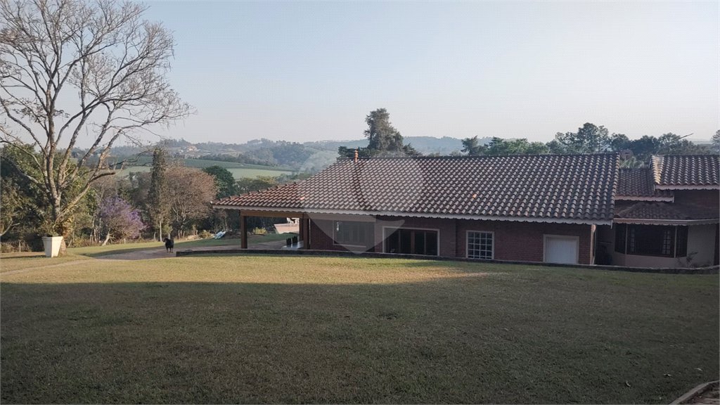 Casa à venda com 9 quartos, sendo 4 suítes, em Jardim Maracanã, Atibaia, SP