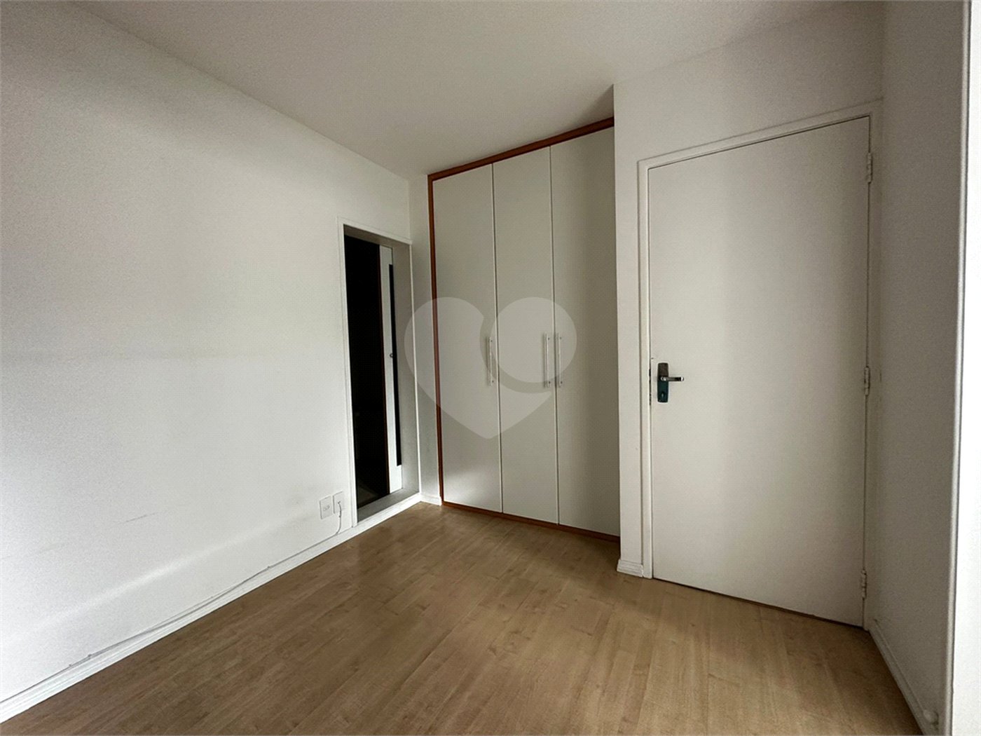 Apartamento à venda com 3 quartos, sendo 1 suíte, em Vila Andrade, São Paulo, SP