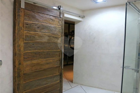 Casa em condomínio à venda com 4 quartos, sendo 3 suítes, em Jardim Vitória Régia, São Paulo, SP