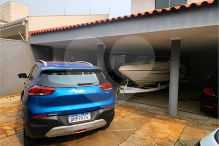 Casa à venda com 3 quartos, sendo 1 suíte, em Vila Harmonia, Araraquara, SP
