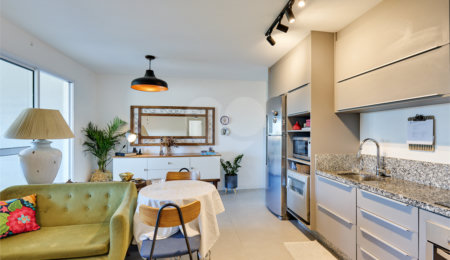 Apartamento à venda com 2 quartos, sendo 1 suíte,  em Santo Amaro, São Paulo, SP