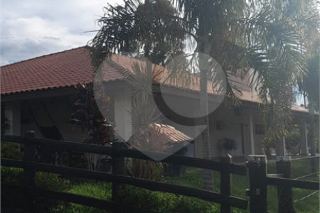 Sítio à venda com 3 quartos, sendo 1 suíte, em Recanto dos Bandeirantes, Porto Feliz, SP