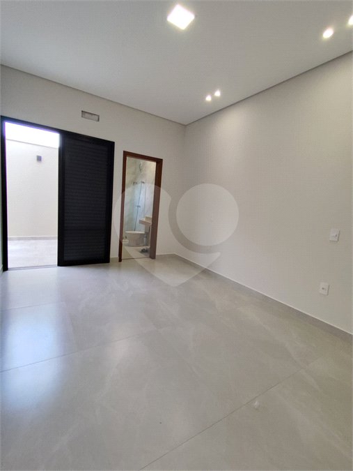 Casa à venda com 3 quartos, sendo 1 suíte, em Jardim Bom Sucesso, Indaiatuba, SP