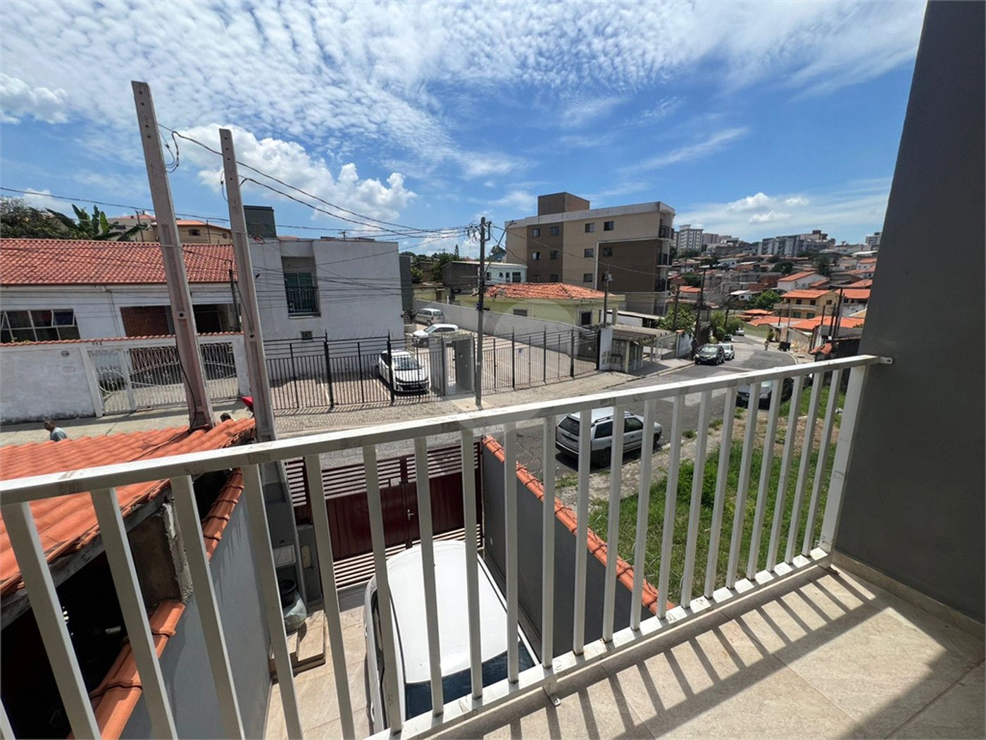 Casa à venda com 2 quartos, sendo 1 suíte, em Vila Barão, Sorocaba, SP