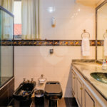 Casa à venda com 4 quartos, sendo 3 suítes, em Vila Sônia, São Paulo, SP