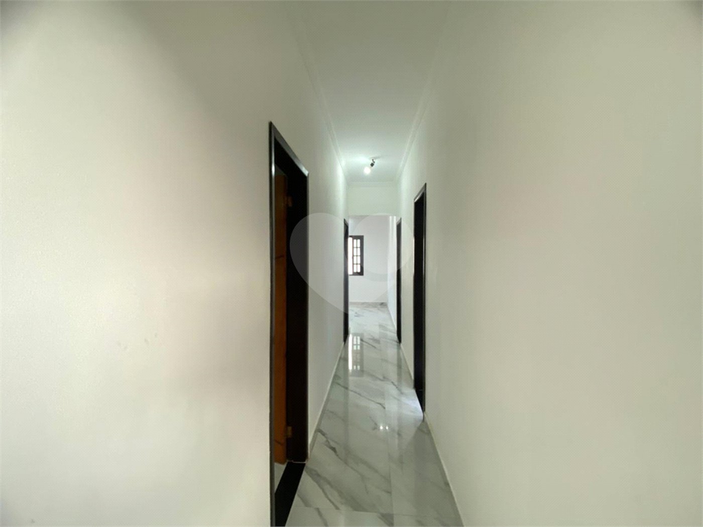 Casa à venda com 4 quartos, sendo 1 suíte, em Inhoaíba, Rio de Janeiro, RJ