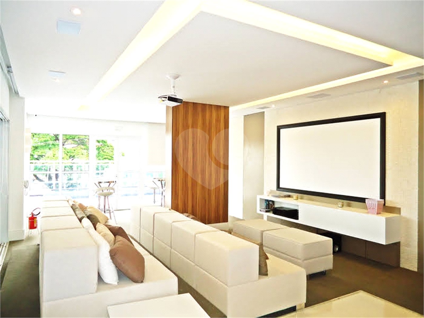 Apartamento à venda com 3 suítes em Santa Teresinha, São Paulo, SP