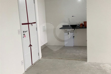 Apartamento à venda com 2 quartos, sendo 1 suíte,  em Vila Dom Pedro I, São Paulo, SP