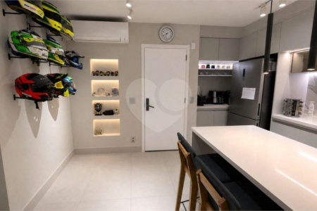 Apartamento à venda com 2 quartos, sendo 1 suíte,  em Vila Dom Pedro I, São Paulo, SP