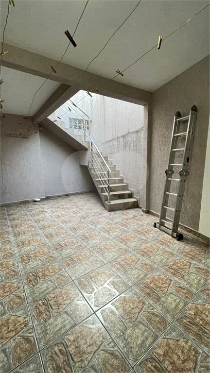 Sobrado à venda com 4 quartos, sendo 2 suítes,  em Mogi Moderno, Mogi das Cruzes, SP