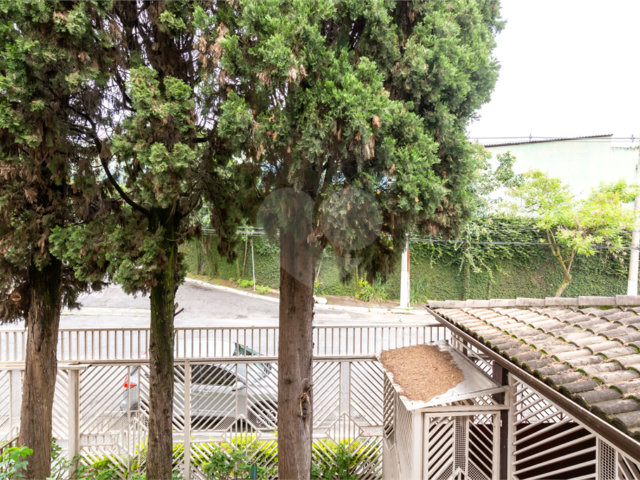 Sobrado à venda com 3 quartos, sendo 1 suíte,  em Jardim Prudência, São Paulo, SP