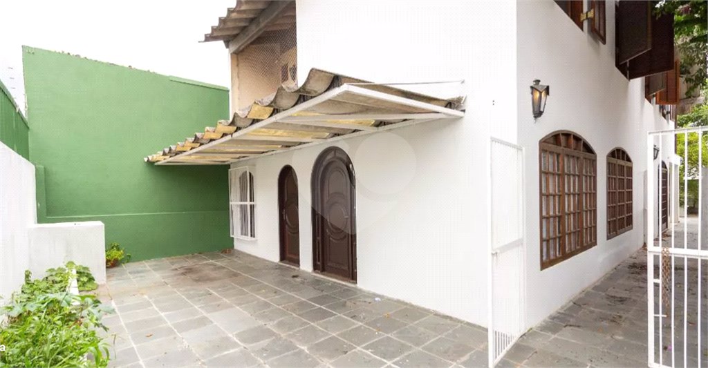 Casa à venda com 4 quartos, sendo 1 suíte, em Vila Tiradentes, São Paulo, SP
