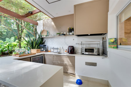 Casa à venda com 3 suítes no condomínio Parc Vignoble, São Paulo - SP