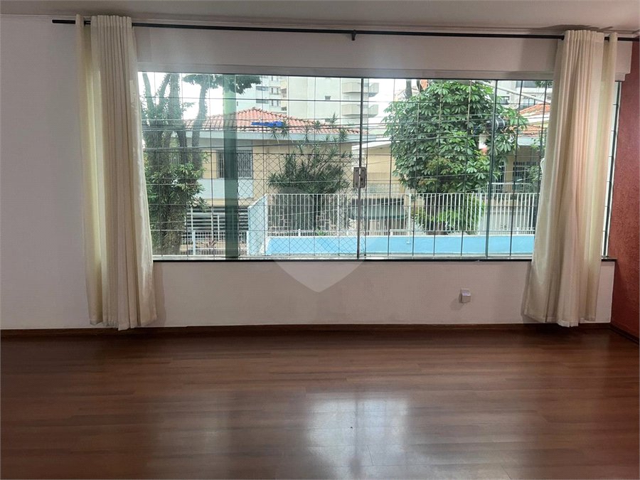 Sobrado à venda com 4 quartos, sendo 3 suítes, em Santana, São Paulo, SP