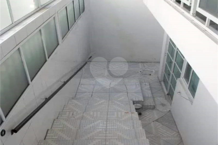 Sobrado à venda com 3 quartos, sendo 1 suíte, em Vila Nova Cachoeirinha, São Paulo, SP