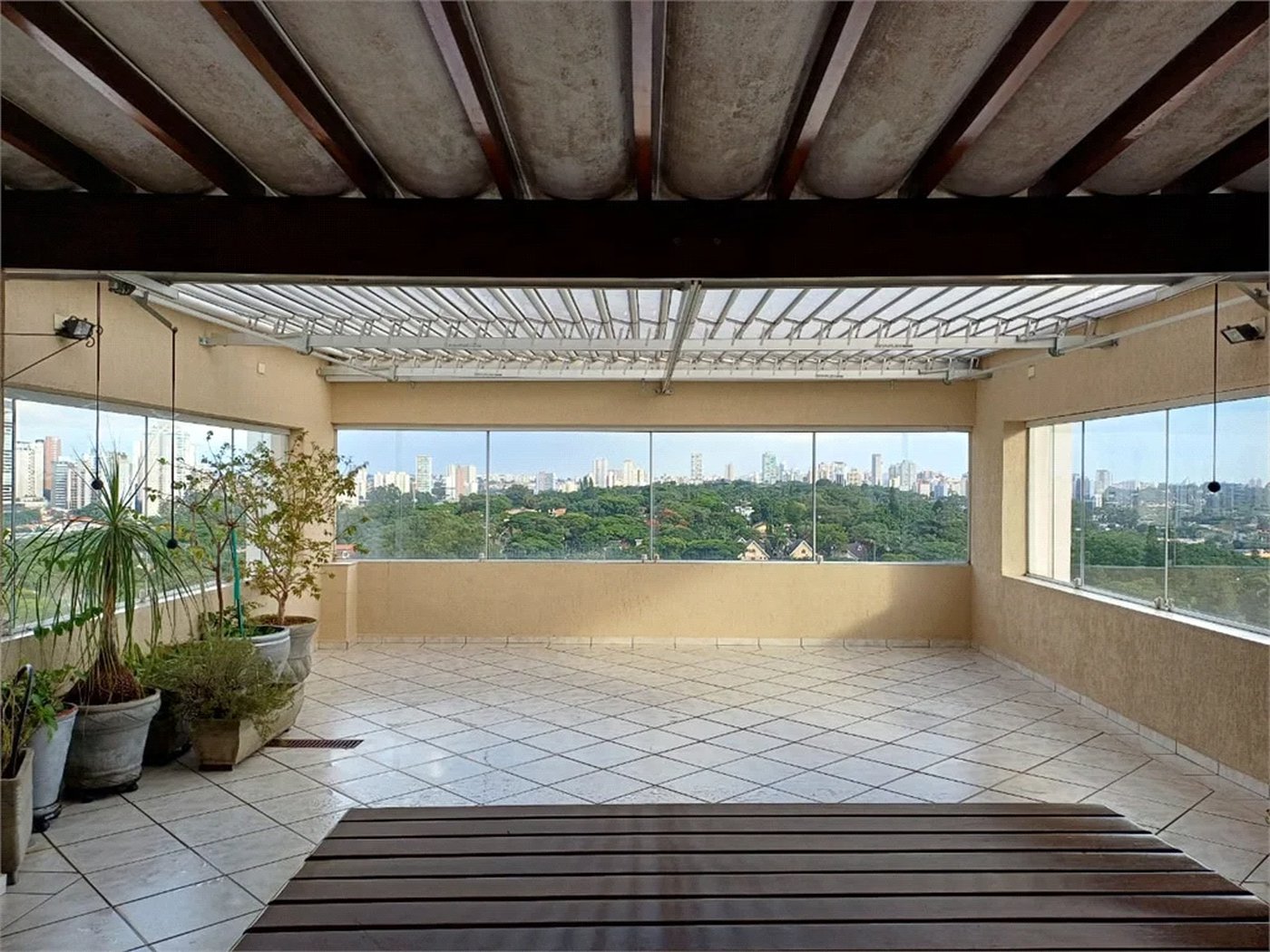 Apartamento à venda com 3 quartos, sendo 1 suíte,  em Brooklin Paulista, São Paulo, SP