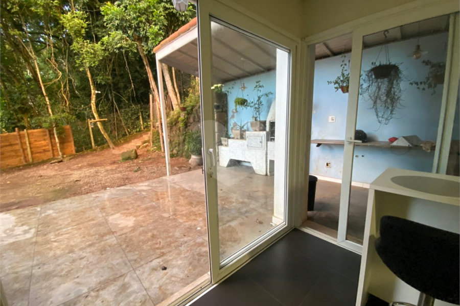 Casa à venda com 4 suítes no condomínio Alpes da Cantareira, Mairiporã - SP