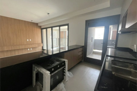 Apartamento à venda com 2 suítes em Pinheiros, São Paulo, SP