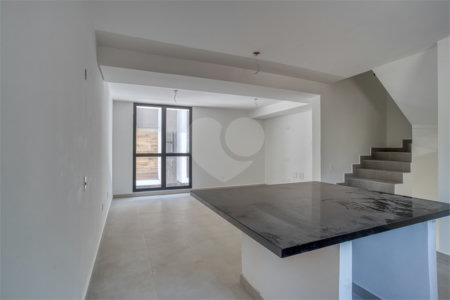 Casa à venda com 4 quartos, sendo 1 suíte, no condomínio Cube Campo Belo, São Paulo - SP