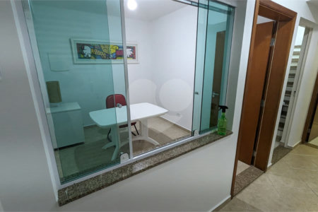 Sobrado à venda com 4 suítes em Mirandópolis, São Paulo, SP