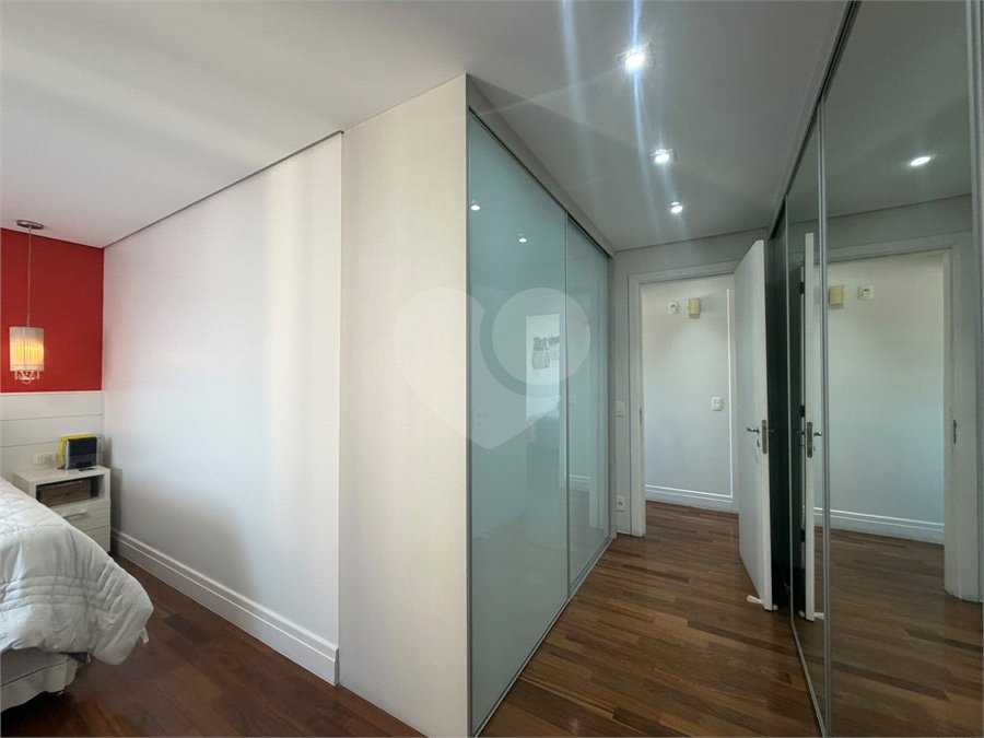 Apartamento à venda com 3 suítes em Jardim Marajoara, São Paulo, SP