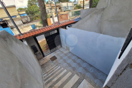 Sobrado à venda com 3 quartos, sendo 1 suíte, em Vila do Castelo, São Paulo, SP