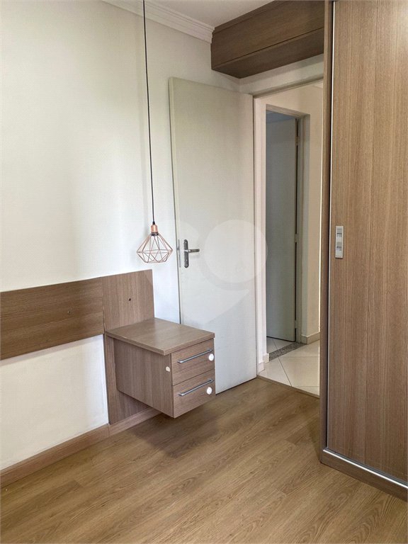 Apartamento à venda com 2 quartos, sendo 1 suíte, em Parque Maria Domitila, São Paulo, SP