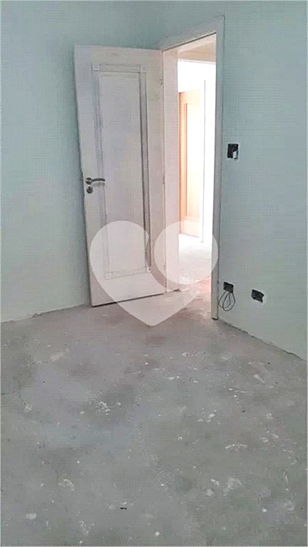 Casa à venda com 3 suítes no condomínio Sausalito, Mairiporã - SP