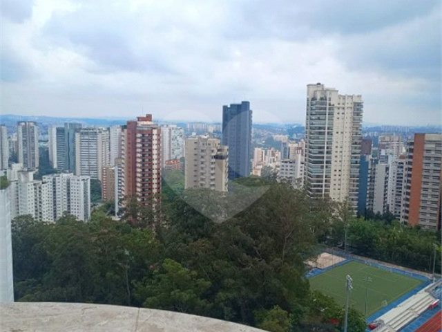 Apartamento à venda com 4 suítes em Morumbi, São Paulo, SP