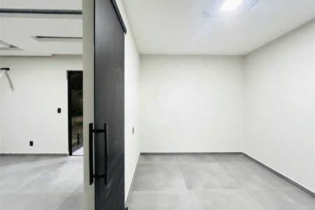 Casa à venda com 3 quartos, sendo 1 suíte, no condomínio Vale dos Sonhos 2, Rio de Janeiro - RJ
