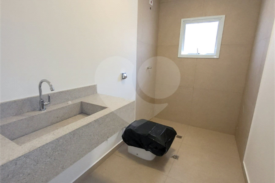 Casa Térrea à venda ou para alugar com 4 quartos, sendo 3 suítes,  em Horto Florestal, São Paulo, SP