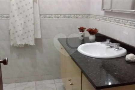Sobrado à venda próximo ao Shopping Anália Franco