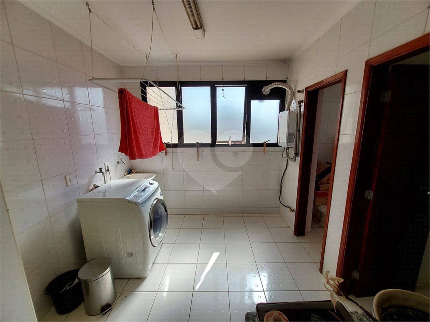 Apartamento com 3 suítes no centro de São Carlos