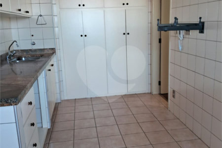 Apartamento para venda no Ed. Winston Monteiro Ricetti