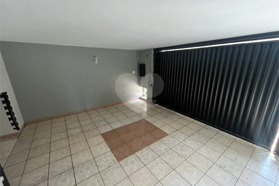 Casa Assobradada à Venda – Conforto, Excelente Acabamento e Localização Central