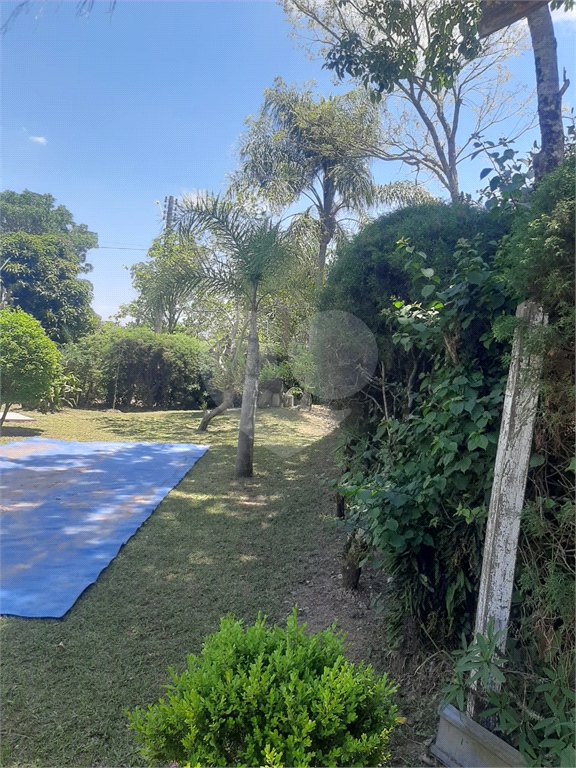 Chácara no Lagoa Dourada .