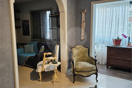 Apartamento à venda com 3 quartos, sendo 1 suíte, em Vila Olímpia, São Paulo, SP